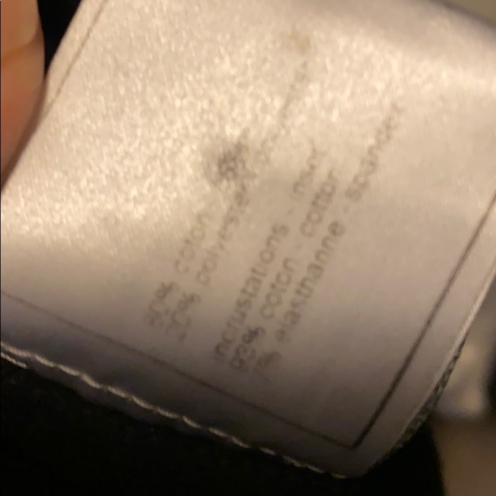 Can Chanel lovers tell me if this is authentic? - Picture 4 of 7